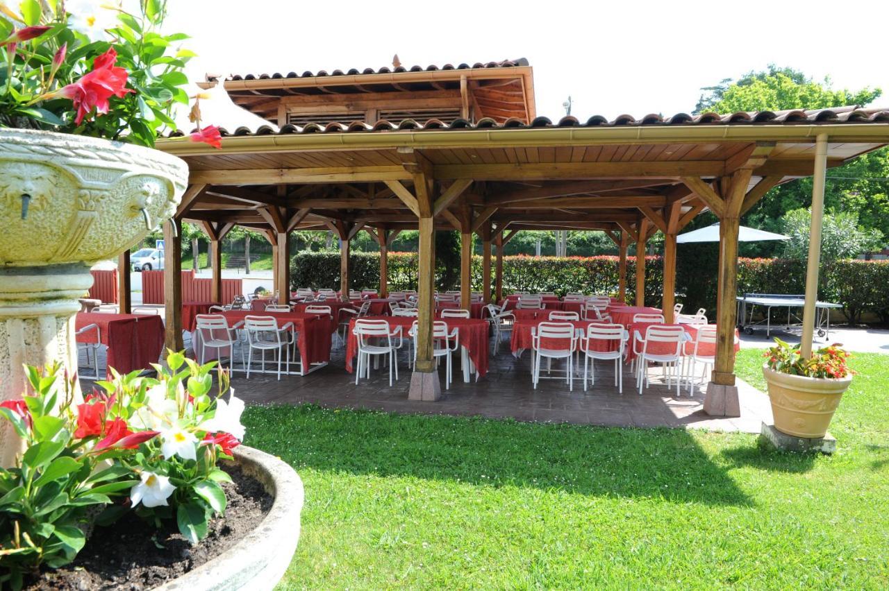 Hotel Restaurant Txistulari Itxassou Exterior photo
